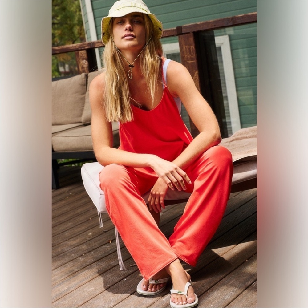 Free People movement hot shot onesie Scarlet size small